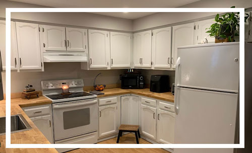 Kitchen Cabinets Painting Services 