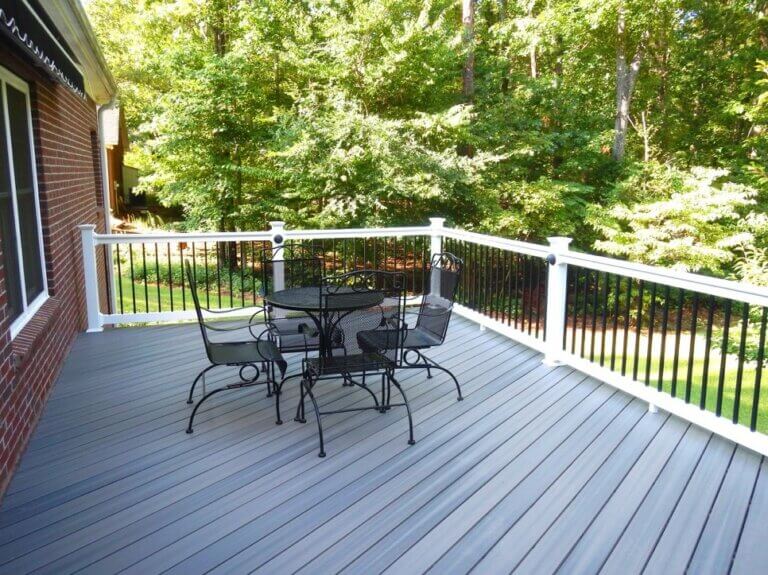 Vinyl Decking Expert near me
