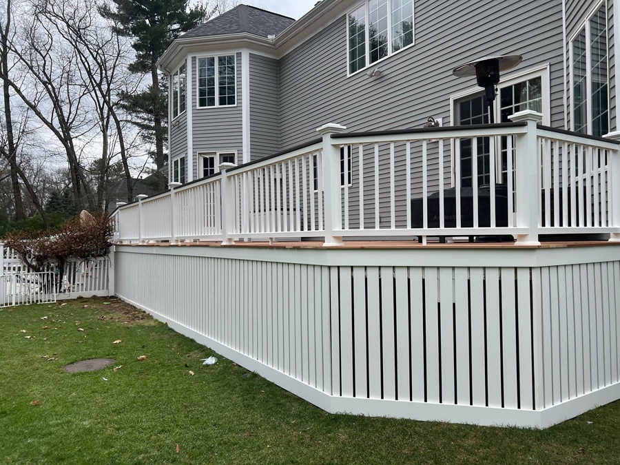 Lynnfield ma deck builders in North shore