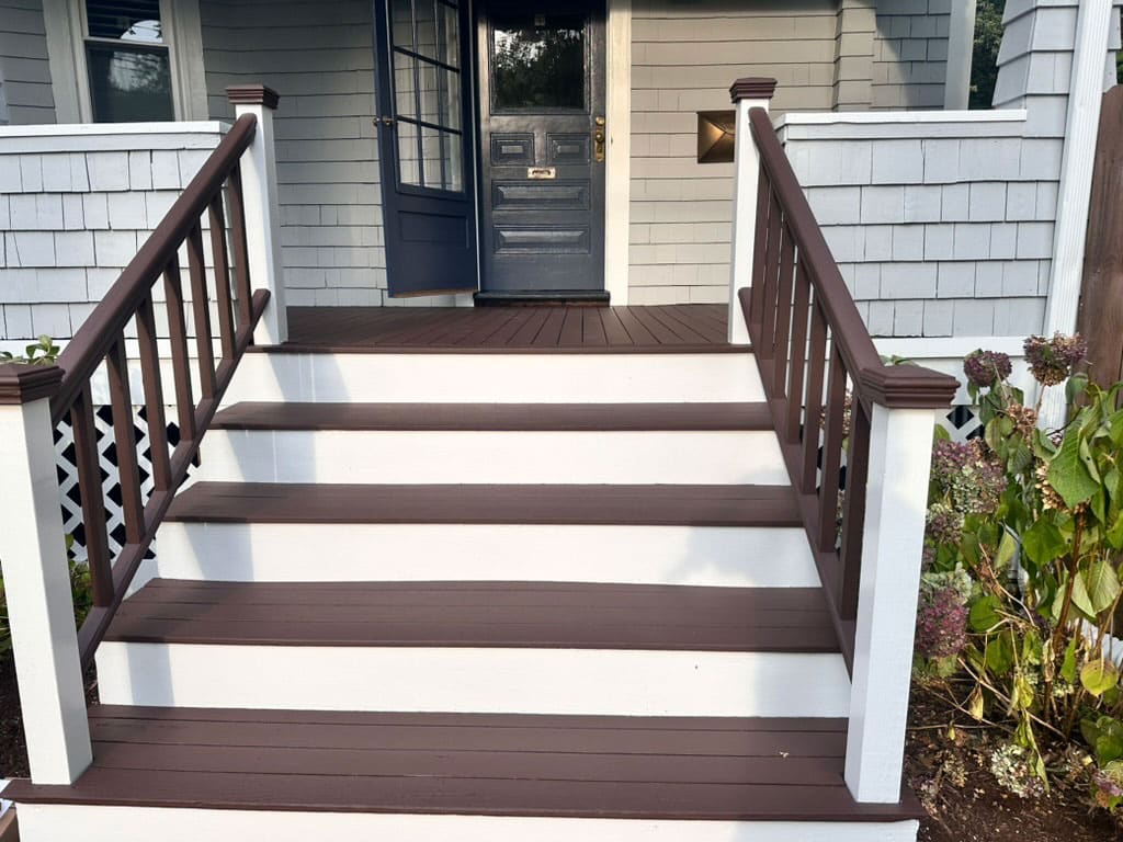 cedar-deck-railing-Manchester-by-the-Sea-MA