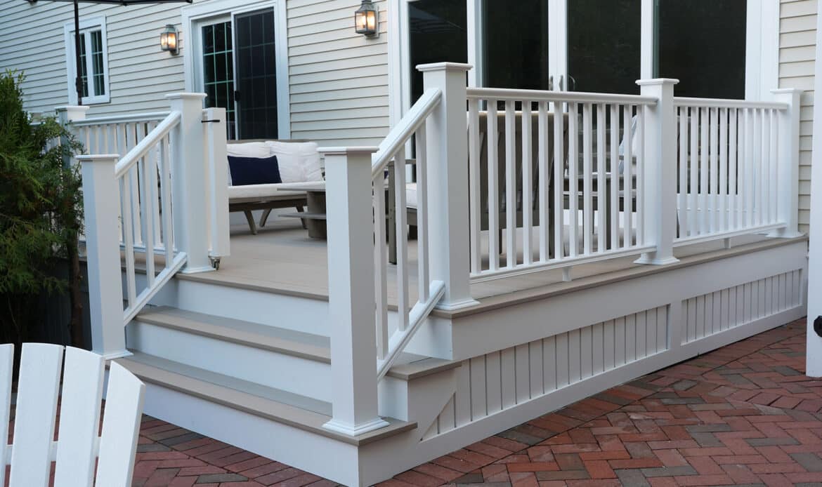 Deck building Near Me in Massachusetts