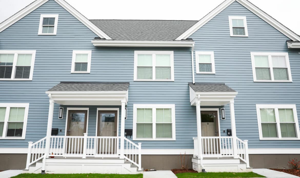 vinyl-siding-contractors-Wellesley-MA